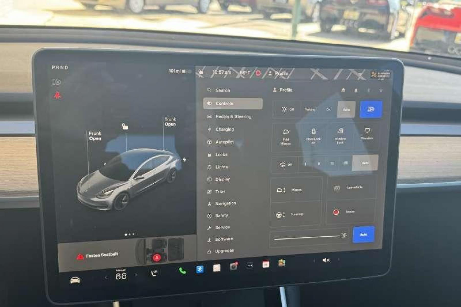 2019 Midnight Silver Metalic /Black Tesla Model 3 Long Range (5YJ3E1EB9KF) with an 75 kWh engine, Automatic transmission, located at 2304 W. Main St., Boise, ID, 83702, (208) 342-7777, 43.622105, -116.218658 - Full Self Driving! Remaining Powertrain/Battery Warranty! - Photo #6