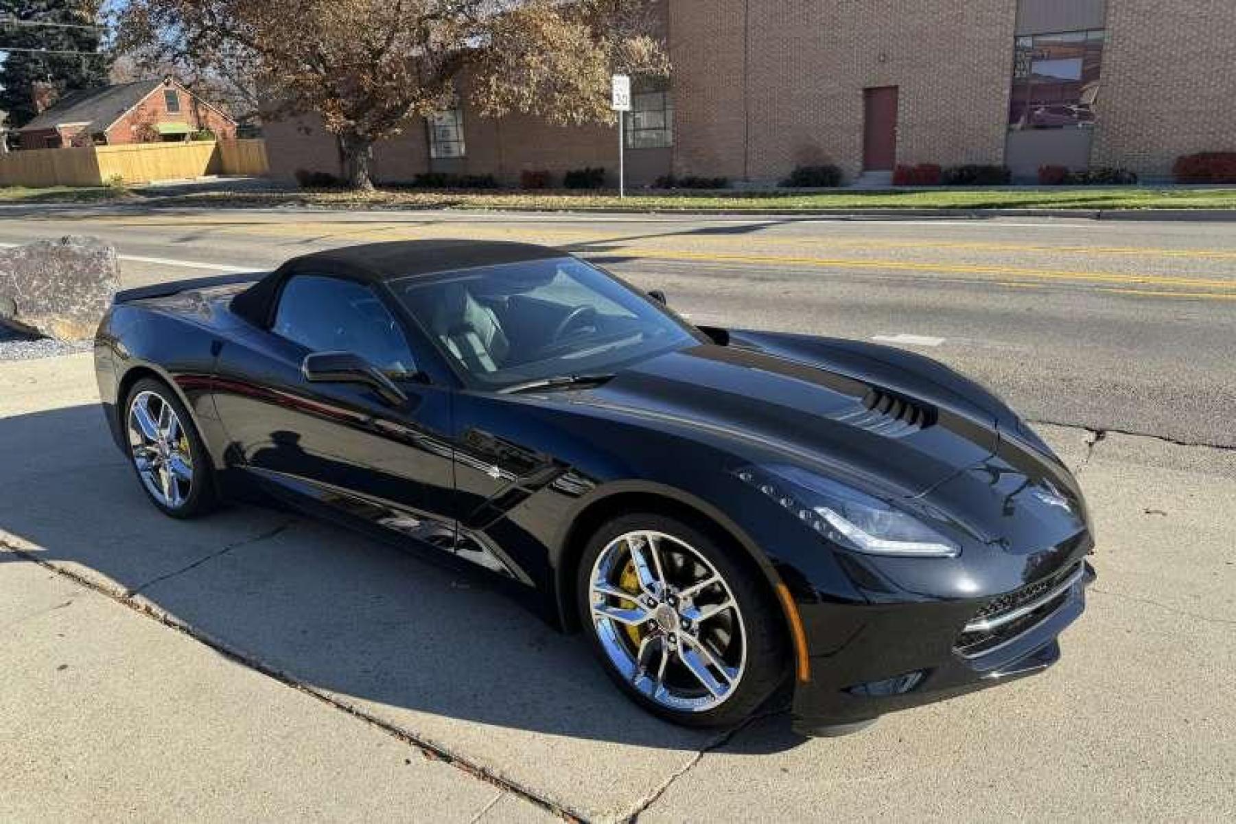 2015 Black /Black Chevrolet Corvette Stingray 2LT Z51 Convertible (1G1YK3D76F5) with an V8 6.2 Liter engine, Automatic transmission, located at 2304 W. Main St., Boise, ID, 83702, (208) 342-7777, 43.622105, -116.218658 - Highly Optioned And Extremely Low Mileage! Own The Legend! - Photo #7