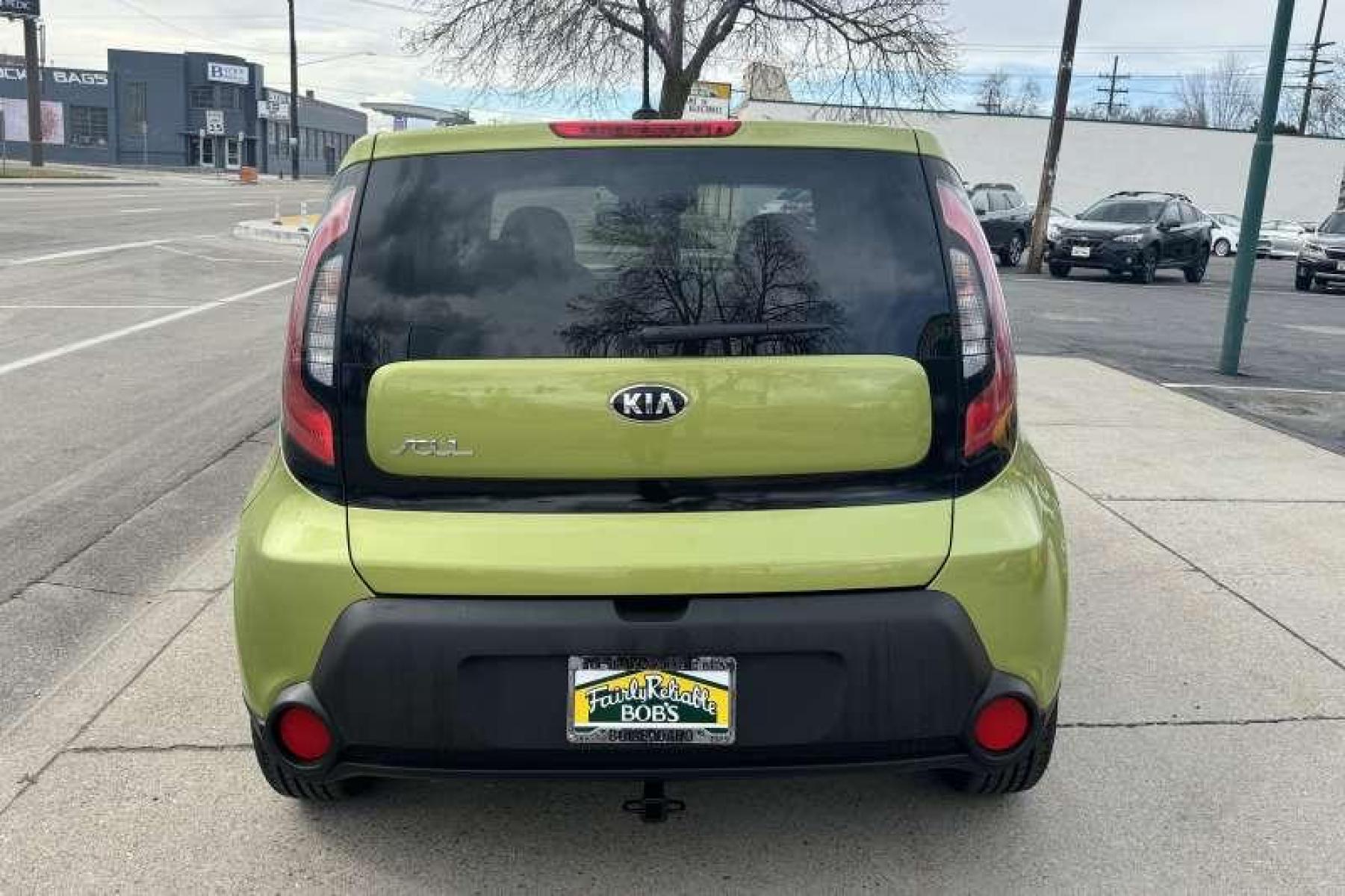 2015 Alien Green /Black Kia Soul (KNDJN2A23F7) with an 4 Cyl 1.6 Liter engine, Manual transmission, located at 2304 W. Main St., Boise, ID, 83702, (208) 342-7777, 43.622105, -116.218658 - Photo #1