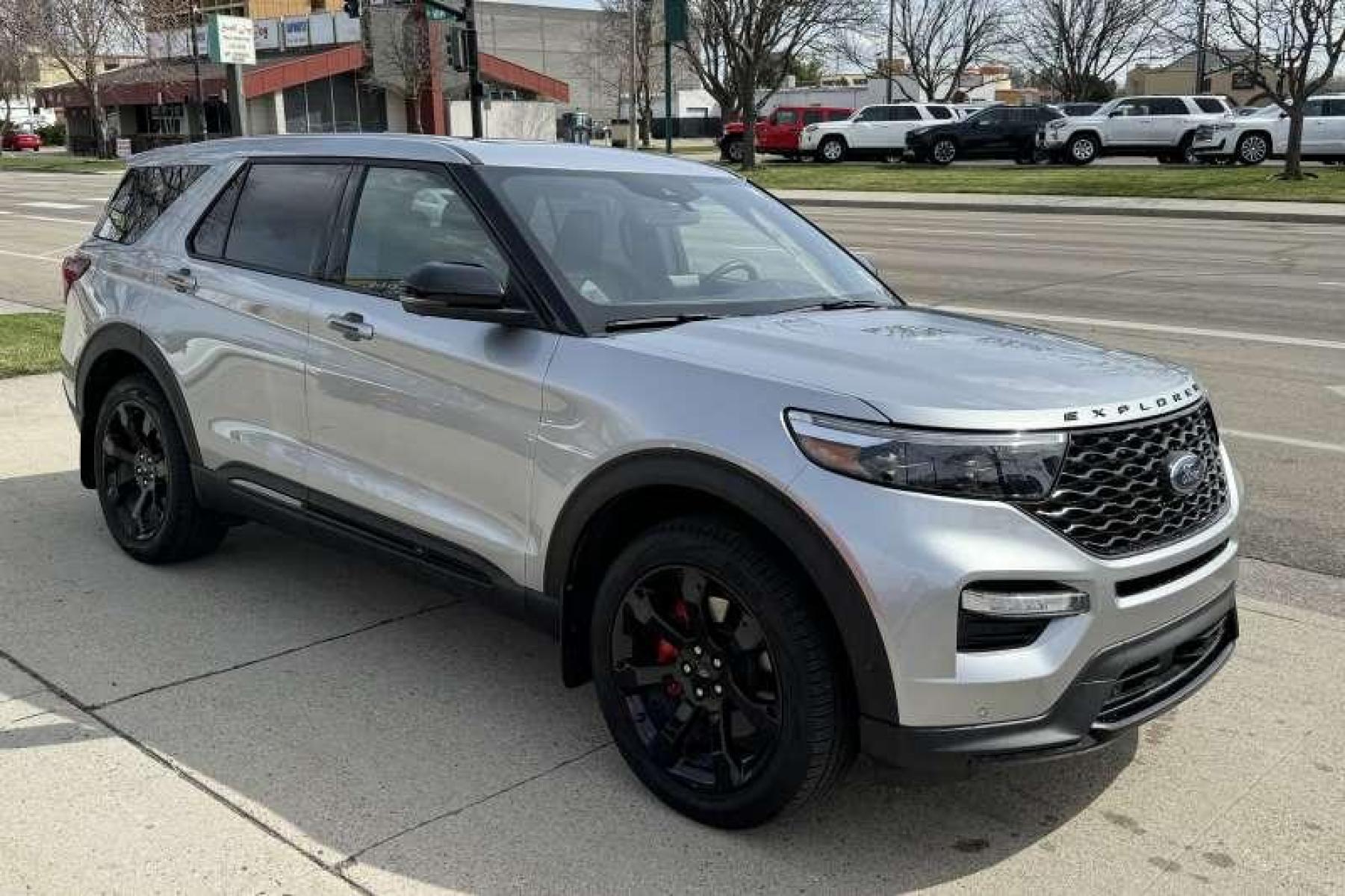 2021 Iconic Silver /Ebony Leather Ford Explorer ST (1FM5K8GC4MG) with an V6 3.0 Liter Twin Turbo engine, Automatic transmission, located at 2304 W. Main St., Boise, ID, 83702, (208) 342-7777, 43.622105, -116.218658 - Seats Have A Built In Massage Feature! Highly Optioned Explorer ST! Remaining Factory Warranty! - Photo #2