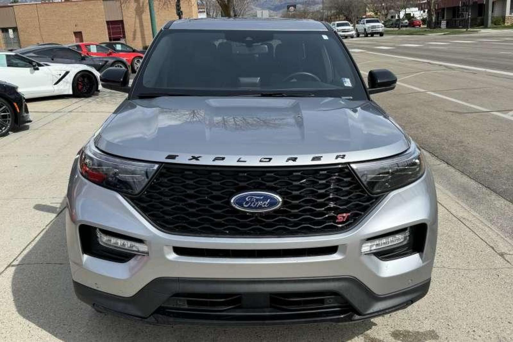 2021 Iconic Silver /Ebony Leather Ford Explorer ST (1FM5K8GC4MG) with an V6 3.0 Liter Twin Turbo engine, Automatic transmission, located at 2304 W. Main St., Boise, ID, 83702, (208) 342-7777, 43.622105, -116.218658 - Seats Have A Built In Massage Feature! Highly Optioned Explorer ST! Remaining Factory Warranty! - Photo #3