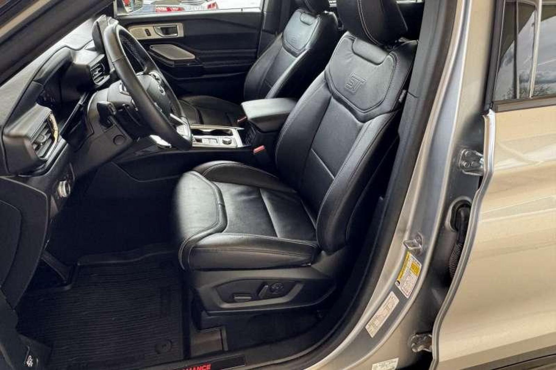 2021 Iconic Silver /Ebony Leather Ford Explorer ST (1FM5K8GC4MG) with an V6 3.0 Liter Twin Turbo engine, Automatic transmission, located at 2304 W. Main St., Boise, ID, 83702, (208) 342-7777, 43.622105, -116.218658 - Seats Have A Built In Massage Feature! Highly Optioned Explorer ST! Remaining Factory Warranty! - Photo #7