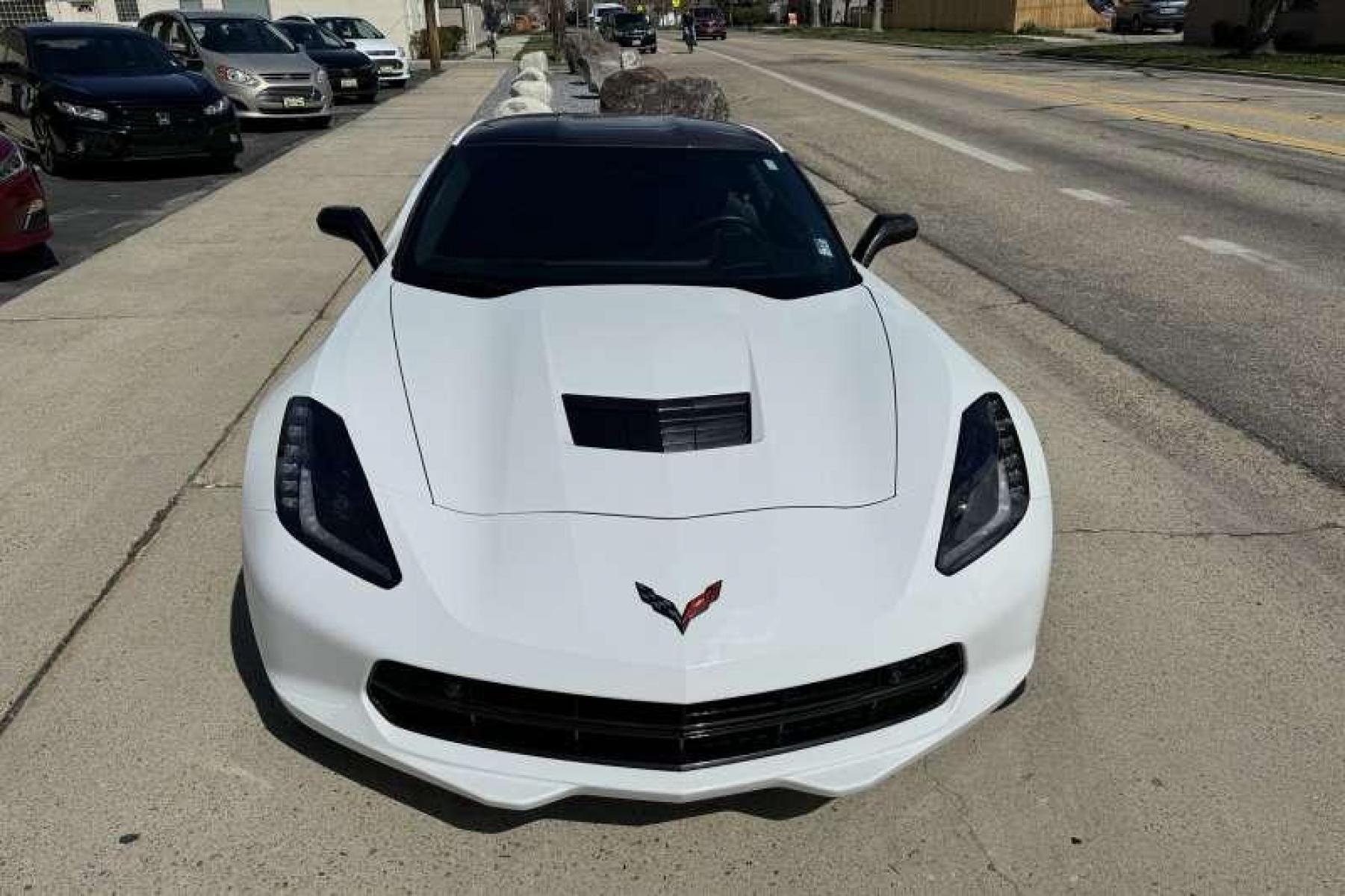 2016 Arctic White /Black Chevrolet Corvette Stingray 3LT (1G1YF2D75G5) with an V8 6.2 Liter engine, Automatic transmission, located at 2304 W. Main St., Boise, ID, 83702, (208) 342-7777, 43.622105, -116.218658 - Well Cared For Low Mileage Corvette! Carbon Fiber Removable Roof! - Photo #17
