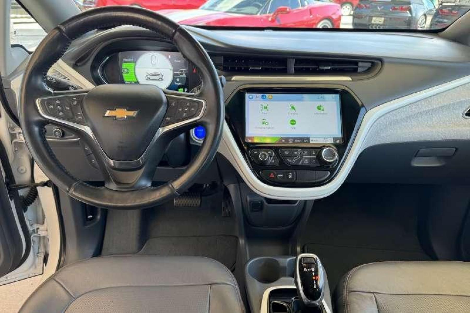 2020 Summit White /Dark Galvanized Gray Chevrolet Bolt Premier (1G1FZ6S01L4) with an 66 kWh engine, Automatic transmission, located at 2304 W. Main St., Boise, ID, 83702, (208) 342-7777, 43.622105, -116.218658 - Photo #9