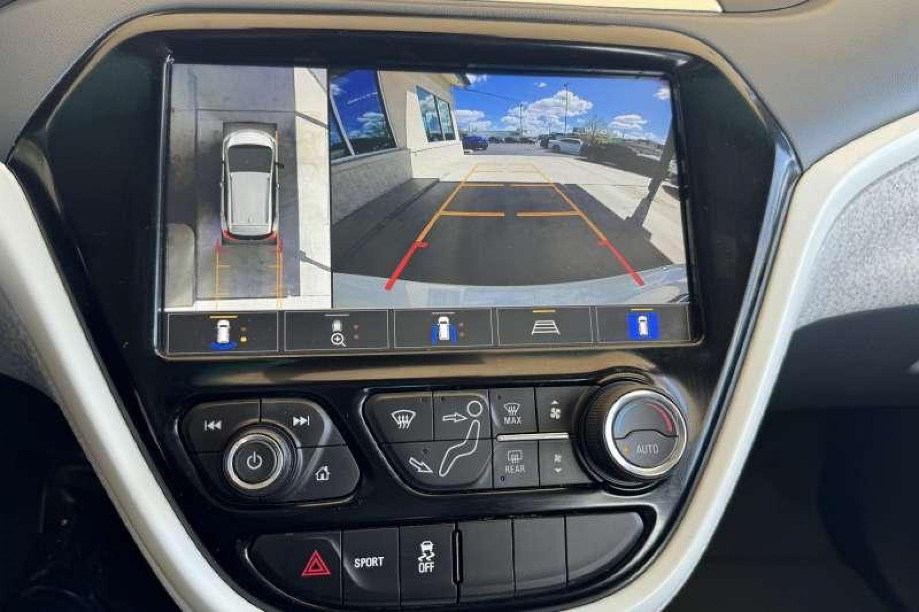 2020 Summit White /Dark Galvanized Gray Chevrolet Bolt Premier (1G1FZ6S01L4) with an 66 kWh engine, Automatic transmission, located at 2304 W. Main St., Boise, ID, 83702, (208) 342-7777, 43.622105, -116.218658 - Car Qualifies For The EV Tax Credit! Main Drive Battery Warranty Until February 25, 2032 or 143,960 Miles! - Photo #4