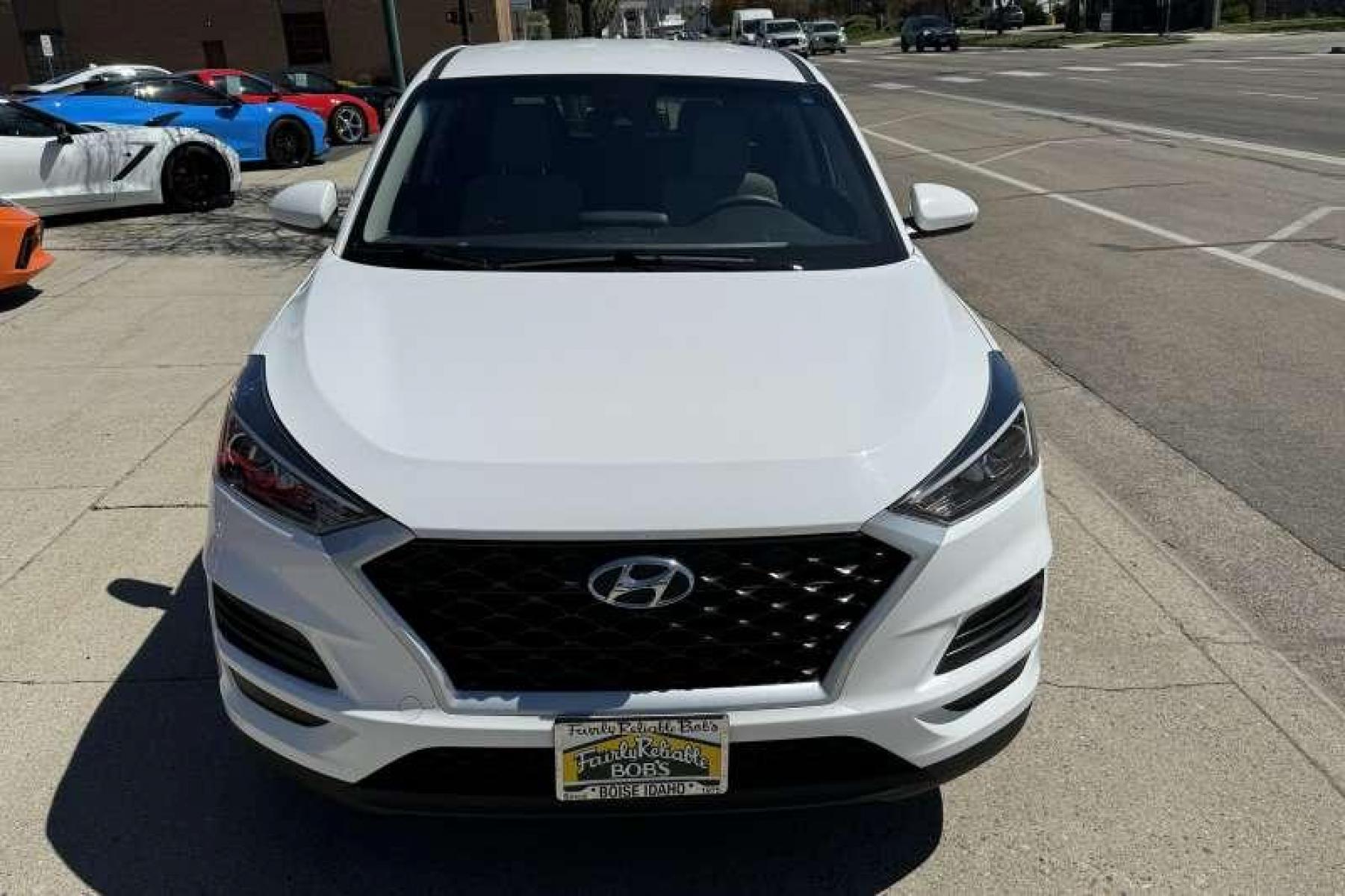 2020 White /Gray Hyundai Tucson SE AWD (KM8J2CA46LU) with an 4 Cyl 2.0 Liter engine, Automatic transmission, located at 2304 W. Main St., Boise, ID, 83702, (208) 342-7777, 43.622105, -116.218658 - All Wheel Drive! New Tires! Remaining Factory Powertrain Warranty! - Photo #3