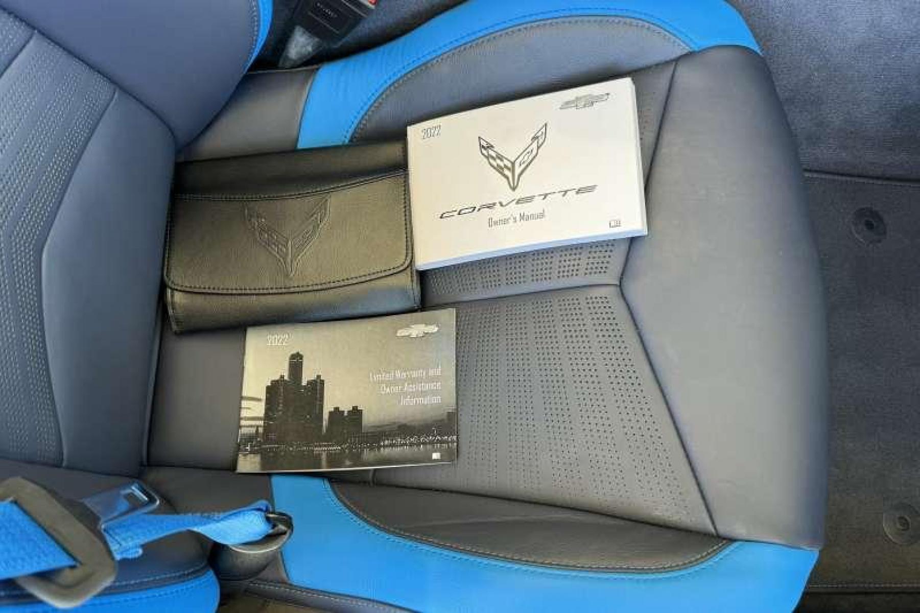 2022 Rapid Blue /Tension/Twilight Blue Chevrolet Corvette Stingray Convertible 3LT (1G1YC3D44N5) with an V8 5.5 Liter engine, Automatic transmission, located at 2304 W. Main St., Boise, ID, 83702, (208) 342-7777, 43.622105, -116.218658 - Rapid Blue Convertible! Remaining Factory Warranty! Only 1,800 Miles! Super Cool! - Photo #10