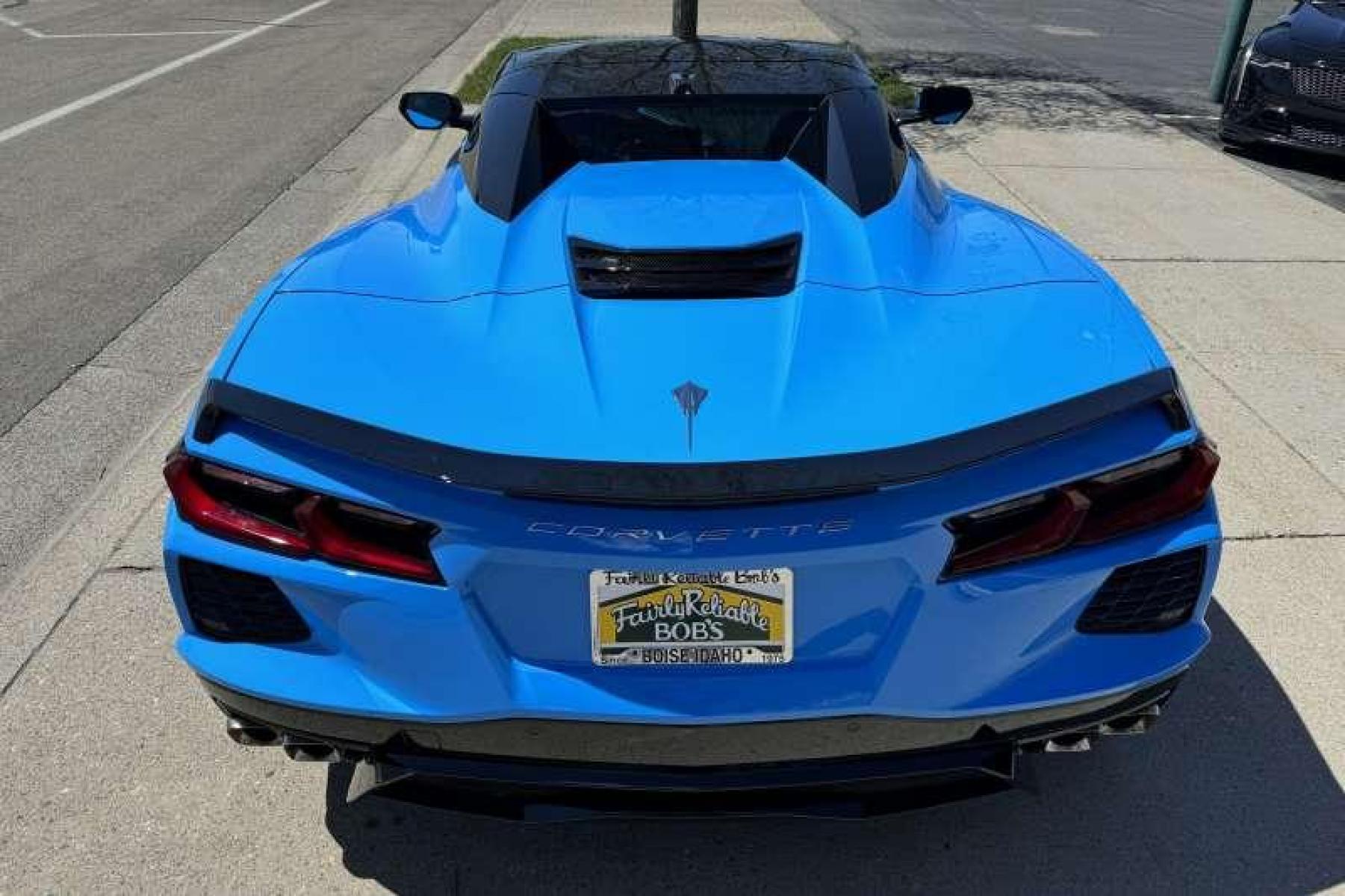 2022 Rapid Blue /Tension/Twilight Blue Chevrolet Corvette Stingray Convertible 3LT (1G1YC3D44N5) with an V8 5.5 Liter engine, Automatic transmission, located at 2304 W. Main St., Boise, ID, 83702, (208) 342-7777, 43.622105, -116.218658 - Rapid Blue Convertible! Remaining Factory Warranty! Only 1,800 Miles! Super Cool! - Photo #15