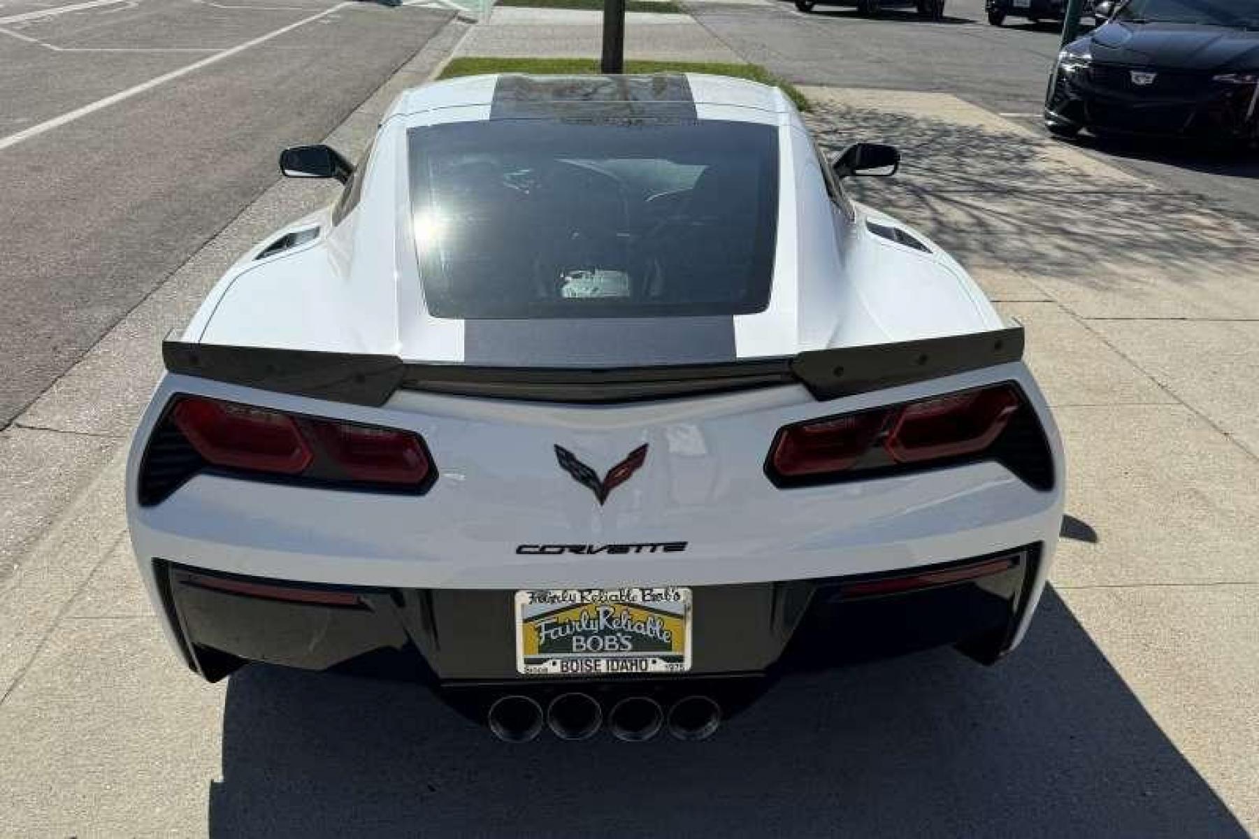 2016 Arctic White /Black Chevrolet Corvette Stingray 2LT Z51 (1G1YK2D75G5) with an V8 6.2 Liter engine, Automatic transmission, located at 2304 W. Main St., Boise, ID, 83702, (208) 342-7777, 43.622105, -116.218658 - Stunning Stingray! New Tires! Ready To Go! - Photo #20