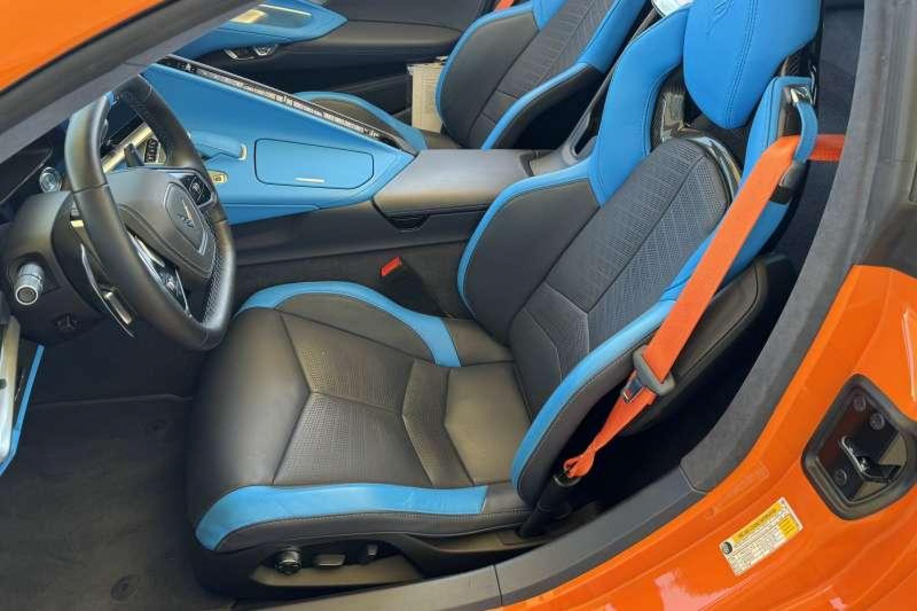 2022 Amplify Orange /Tension / Twilight Blue Chevrolet Corvette Stingray 3LT (1G1YC2D40N5) with an V8 6.2 Liter engine, Automatic transmission, located at 2304 W. Main St., Boise, ID, 83702, (208) 342-7777, 43.622105, -116.218658 - Photo #5