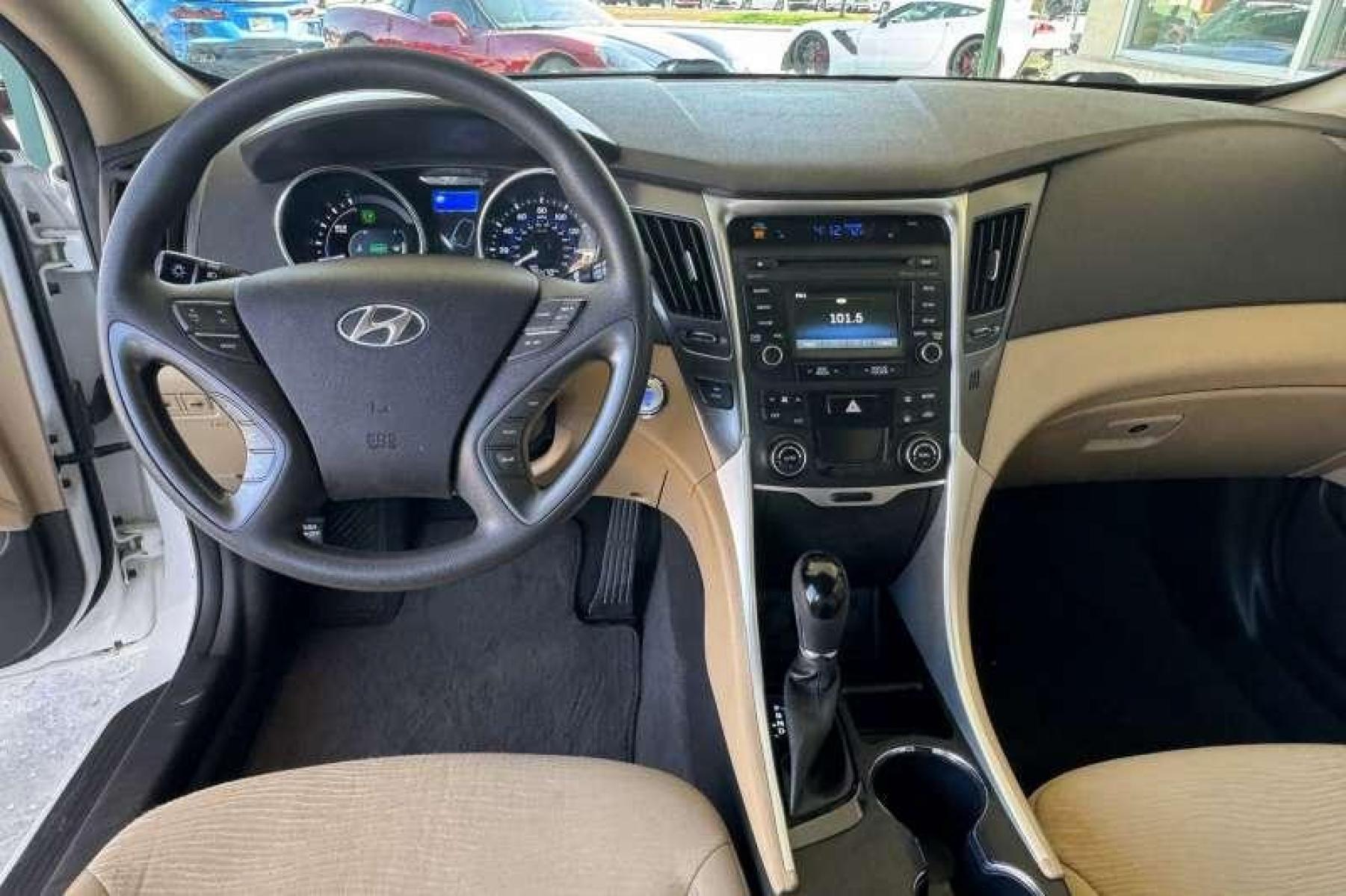 2015 Diamond White Pearl /Camel Hyundai Sonata Hybrid (KMHEC4A45FA) with an 4 Cyl 2.4 Liter Hybrid engine, Automatic transmission, located at 2304 W. Main St., Boise, ID, 83702, (208) 342-7777, 43.622105, -116.218658 - Low Mileage! New Tires! Great Fuel Economy! Smooth Ride! - Photo #8